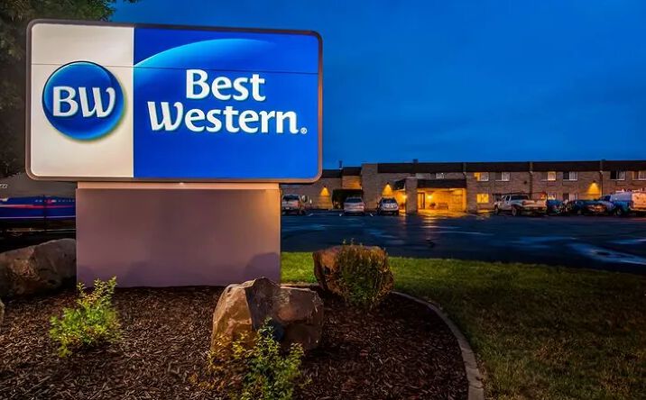 Pictures of Hospitality property located at 2835 S Main St, Rice Lake, WI 54868 for sales - image #1
