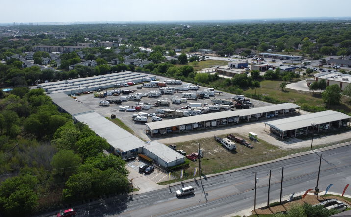 Pictures of Self Storage property located at 14989 Judson Rd, San Antonio, TX 78233 for sales - image #1