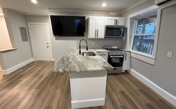 Pictures of Multifamily property located at 212 Warren St, Beverly, NJ 08010 for sales - image #1