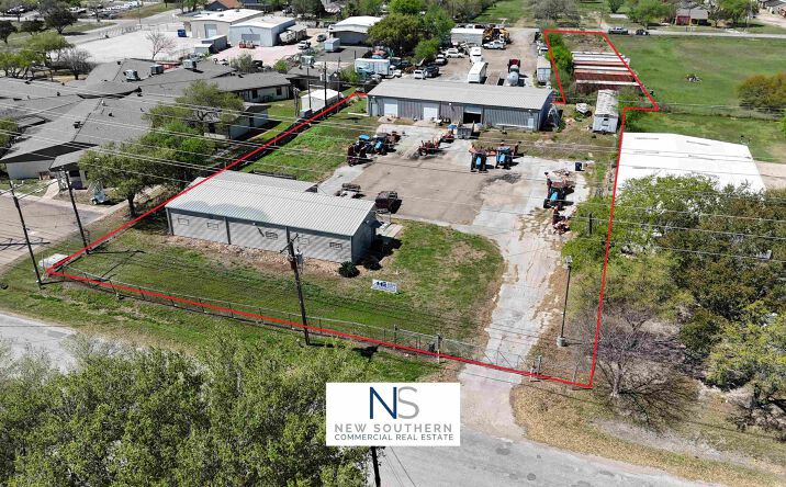 Pictures of Industrial property located at 825 Cantwell Ln, Corpus Christi, TX 78408 for sales - image #1