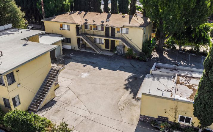 Pictures of Mixed Use, Multifamily property located at 1550 El Paso Dr, Los Angeles, CA 90065 for sales - image #1