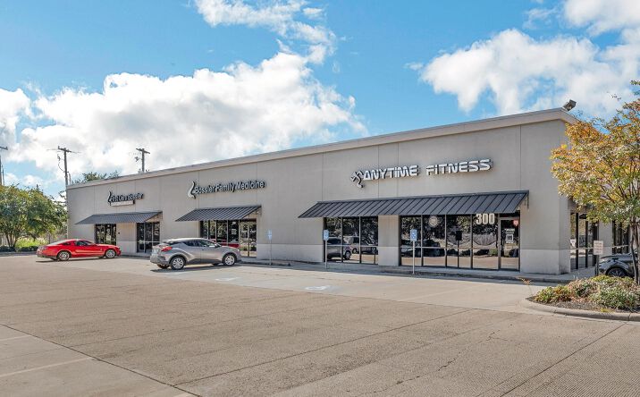 Pictures of Retail property located at 5390 Barksdale Blvd, Bossier City, LA 71112 for sales - image #1
