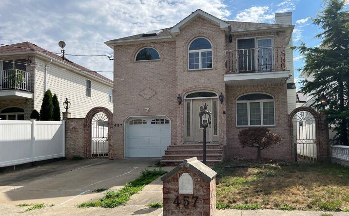 image of property at 457 BRIGHTON ST Staten Island NY 10307-1709