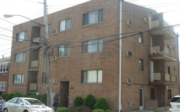 image of property at 194 SEAVIEW AVE Staten Island NY 10305-1241