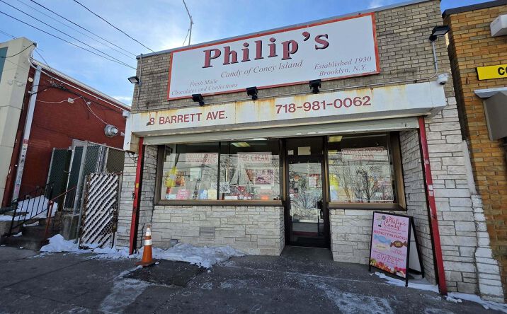 Pictures of Business for Sale, Retail property located at 8 Barrett Avenue, Staten Island, NY 10302 for sales - image #1