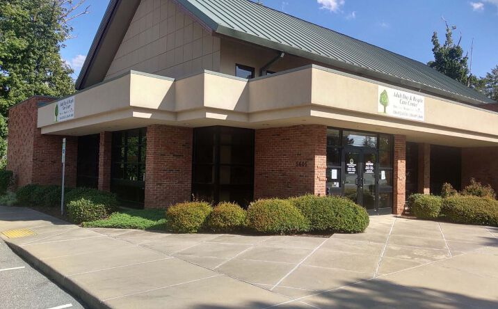 Pictures of Office property located at 5605 Hilltop Rd, Jamestown, NC 27282 for sales - image #1