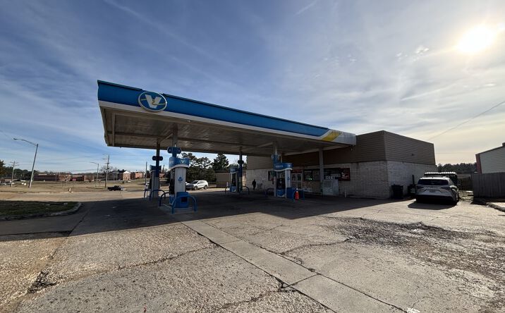 Pictures of Business for Sale, Retail, Special Purpose property located at W Woodward Ave, Holly Springs, MS 38635 for sales - image #1