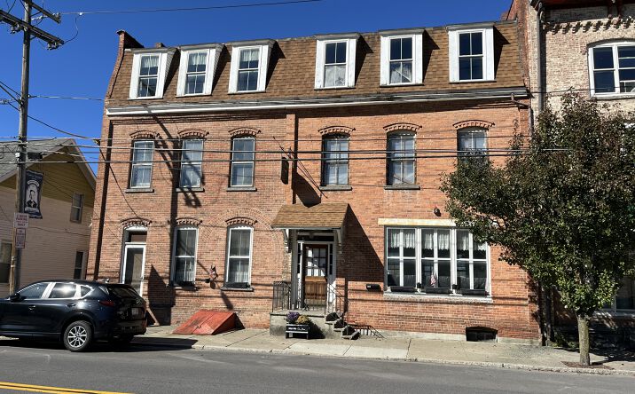 Pictures of Hospitality, Mixed Use, Multifamily, Retail property located at 100 S Main St., Castleton-on-Hudson, NY 12033 for sales - image #1