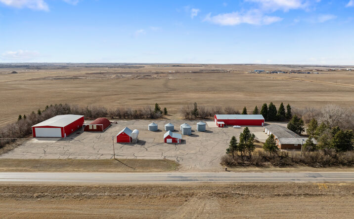 Pictures of Mixed Use, Self Storage property located at 6181 133rd Ave NW, Williston, ND 58801 for sales - image #1