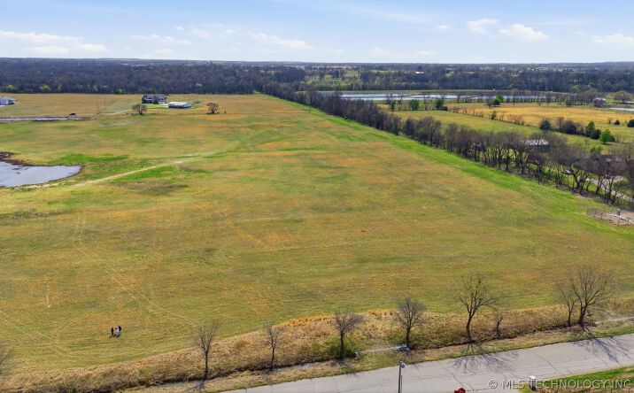 Pictures of Land property located at W 201st Street S, Mounds, OK 74047 for sales - image #1
