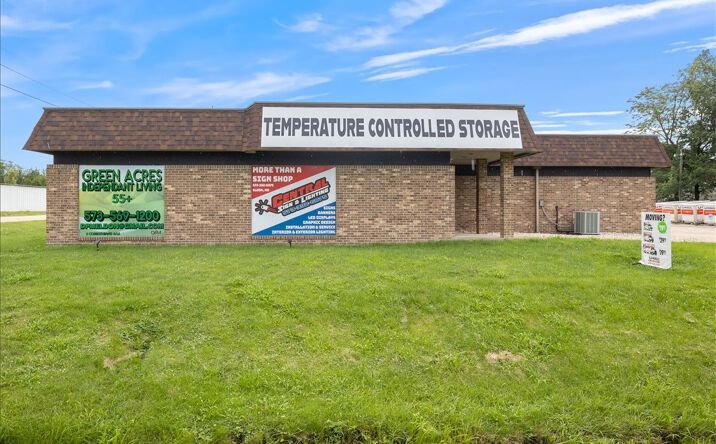 Pictures of Industrial property located at 112 North Street, Eldon, MO 65026 for sales - image #1