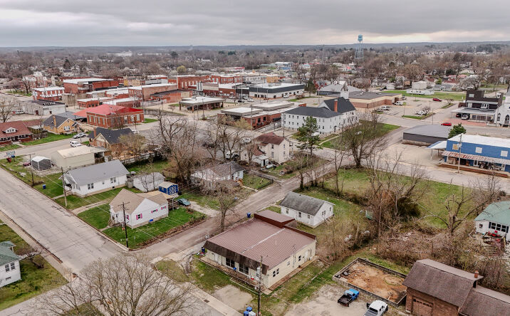 Pictures of Special Purpose property located at 401 West Rolla Road, Salem, MO 65560 for sales - image #1