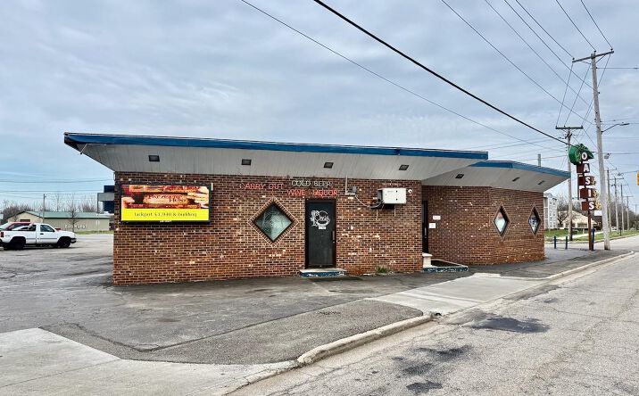 Pictures of Special Purpose property located at 1811 S Burlington Avenue, Muncie, IN 47302 for sales - image #1