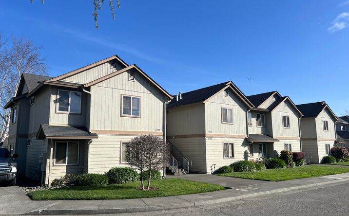 Pictures of Multifamily property located at 3200 Matthew Lane, Fortuna, CA 95540 for sales - image #1
