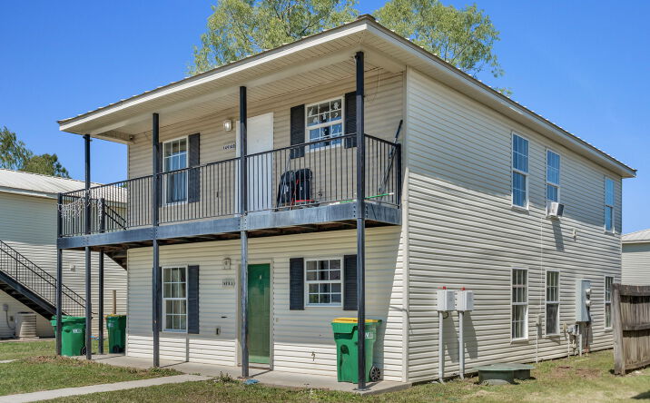 Pictures of Multifamily property located at 14914 Stacey St W, Vancleave, MS 39565 for sales - image #1