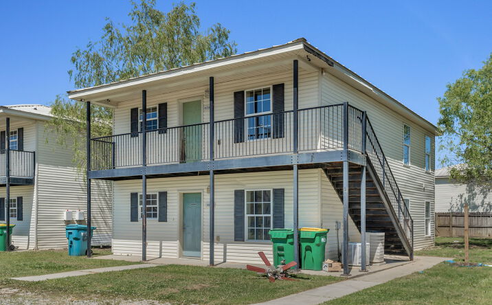 Pictures of Multifamily property located at 14916 Stacey St W, Vancleave, MS 39565 for sales - image #1
