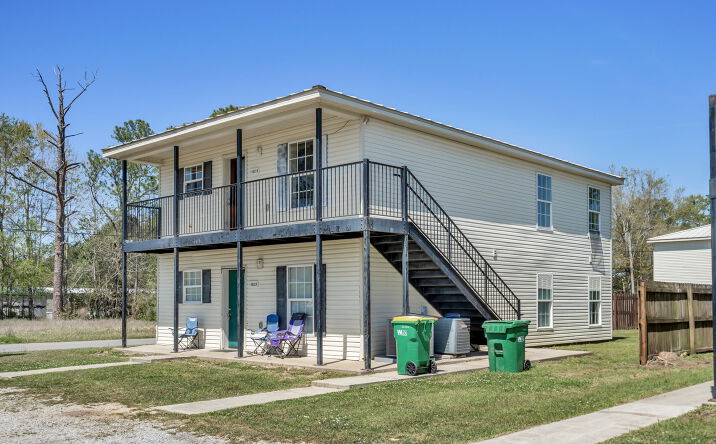 Pictures of Multifamily property located at 14920 Stacey St W, Vancleave, MS 39565 for sales - image #1