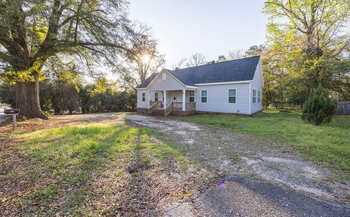 Pictures of Multifamily property located at 204 N Hankinson Street, Jackson, SC 29831 for sales - image #1