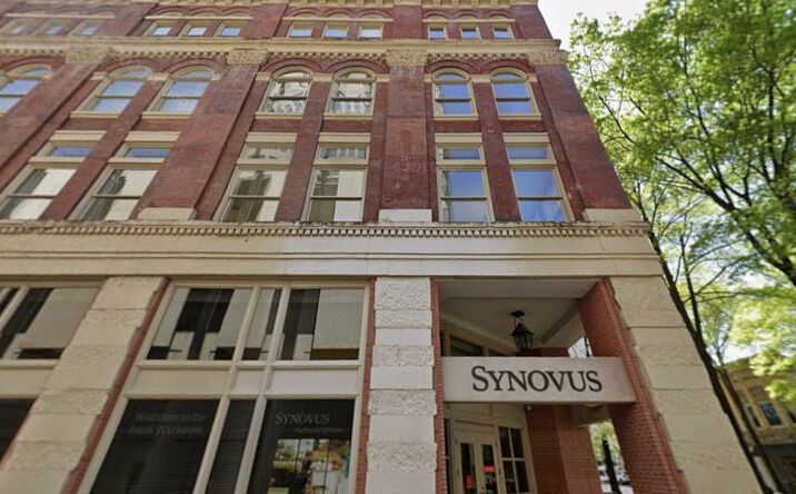 Pictures of Office, Retail property located at 800 Market St, Chattanooga, TN 37402 for sales - image #1