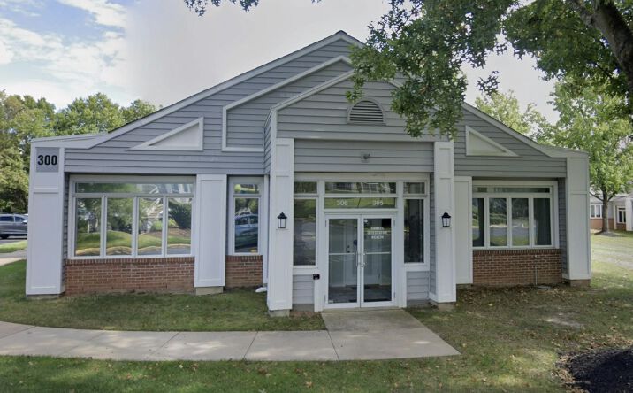 Pictures of Office property located at 304 Corporate Dr E, Langhorne, PA 19047 for sales - image #1