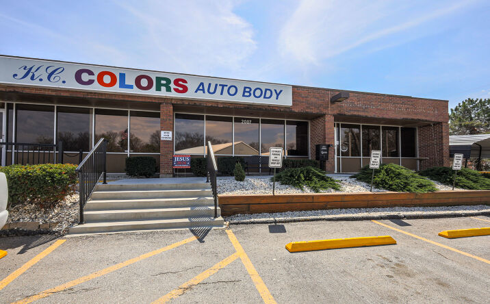 Pictures of Business for Sale, Retail property located at 2007 W 103rd Terrace, Leawood, KS 66206 for sales - image #1
