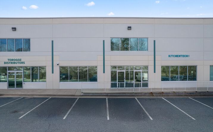 Pictures of Industrial property located at 17877 Fraley Boulevard Unit #6, Dumfries, VA 22026 for sales - image #1
