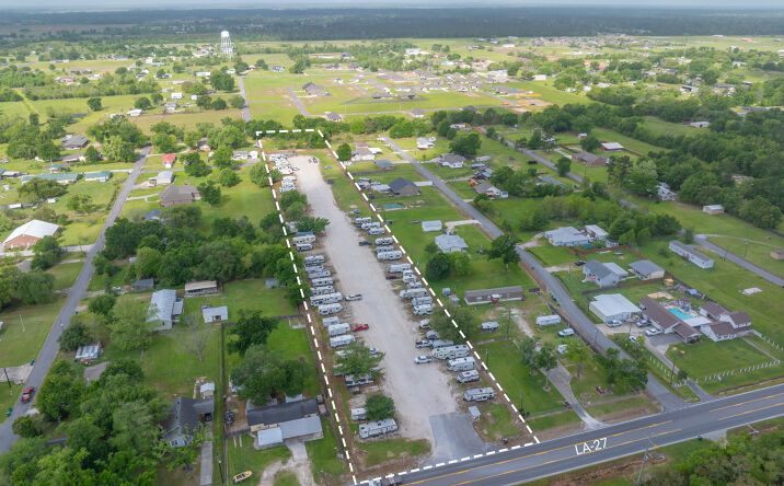 Pictures of Multifamily property located at 5106 LA-27, Sulphur, LA 70665 for sales - image #1