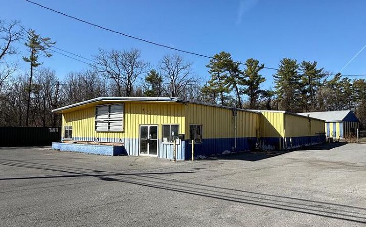 Pictures of Mixed Use property located at 1886 Winchester Ave, Martinsburg, WV 25405 for sales - image #1