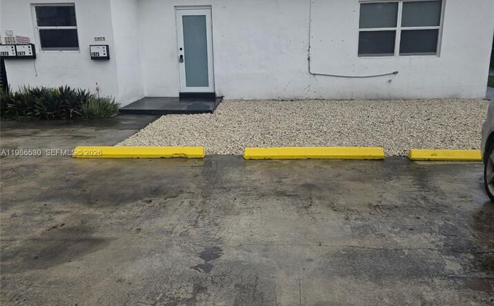 Pictures of Multifamily property located at 1975 NW 24th Ct, Miami, FL 33125 for sales - image #1