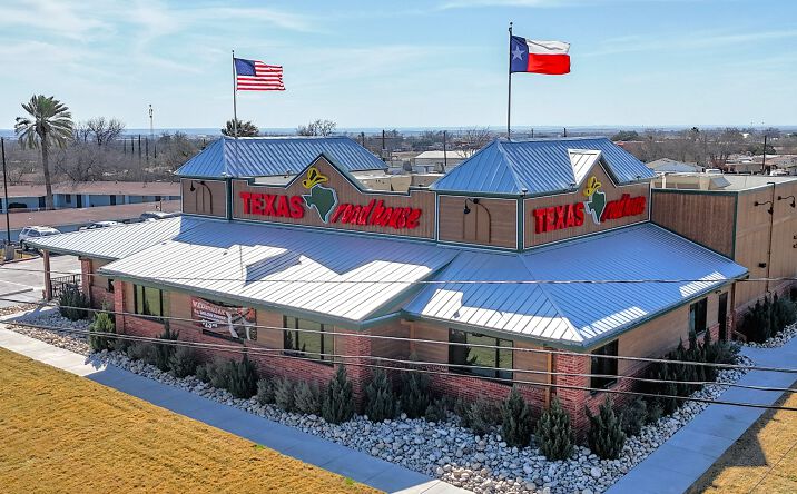 Pictures of Retail property located at 1918 Veterans Blvd, Del Rio, TX 78840 for sales - image #1