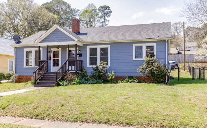 Pictures of Multifamily property located at 114 S Mitchell St, Rutherfordton, NC 28139 for sales - image #1