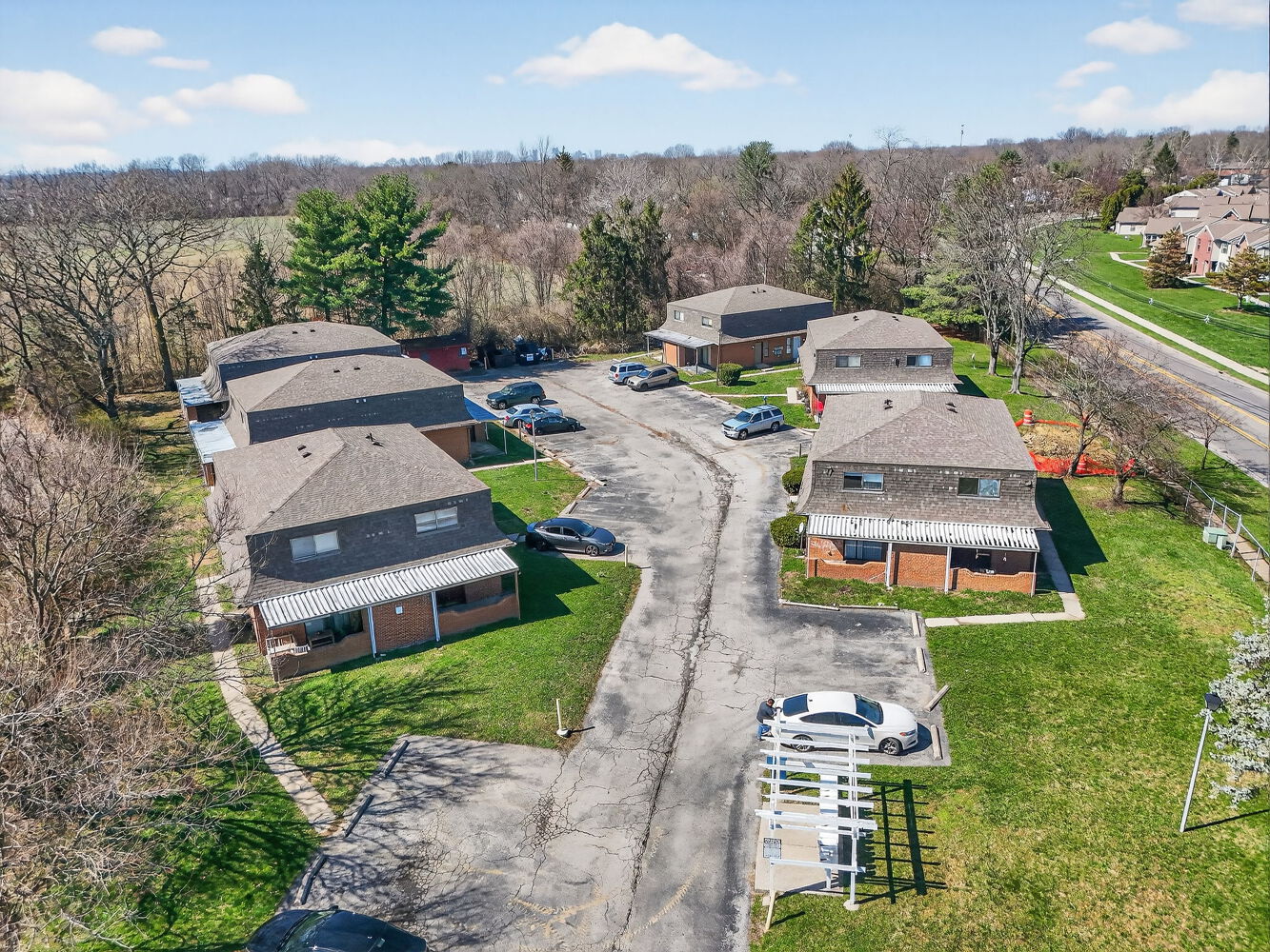 2483 Mohar Rd 2483-2539 Courtright Rd, Columbus, OH 43232 | Crexi.com
