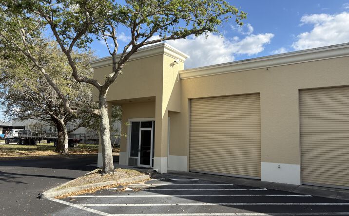 Pictures of Industrial property located at 3894 Mannix Dr, Unit 201, Naples, FL 34114 for sales - image #1