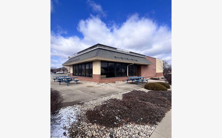 Pictures of Retail property located at 1780 22nd Ave., Kenosha, WI 53140 for sales - image #1