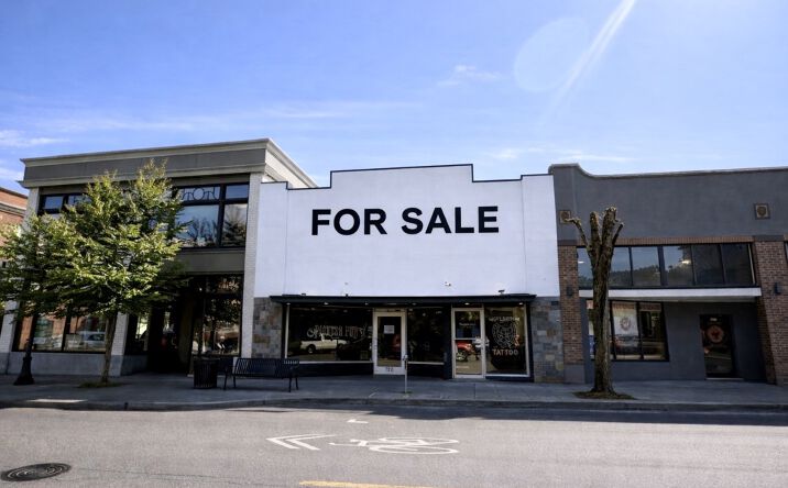 Pictures of Retail property located at 720 Main St, Oregon City, OR 97045 for sales - image #1