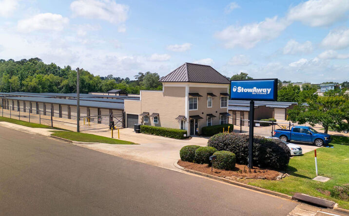 Pictures of Self Storage property located at 4195 US-80, Pearl, MS 39208 for sales - image #1