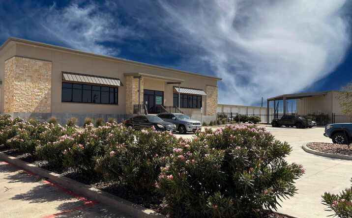 Pictures of Industrial, Office property located at 1409 Waldron Rd, Corpus Christi, TX 78418 for sales - image #1