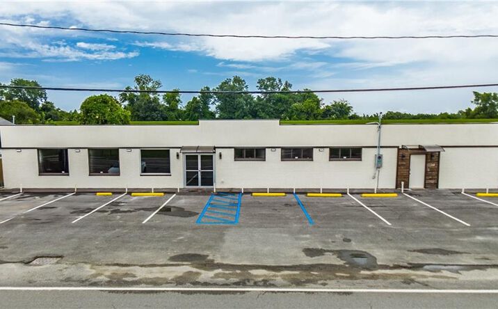 Pictures of Office property located at 15520 River Rd, Hahnville, LA 70057 for sales - image #1