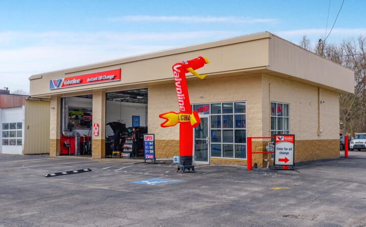 Pictures of Retail property located at 1203 Pittsburgh St, Cheswick, PA 15024 for sales - image #1