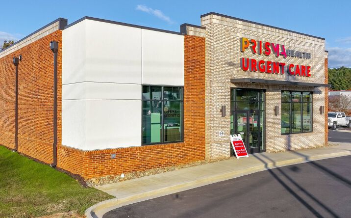 Pictures of Office, Retail property located at 913 E Main St, Laurens, SC 29360 for sales - image #1