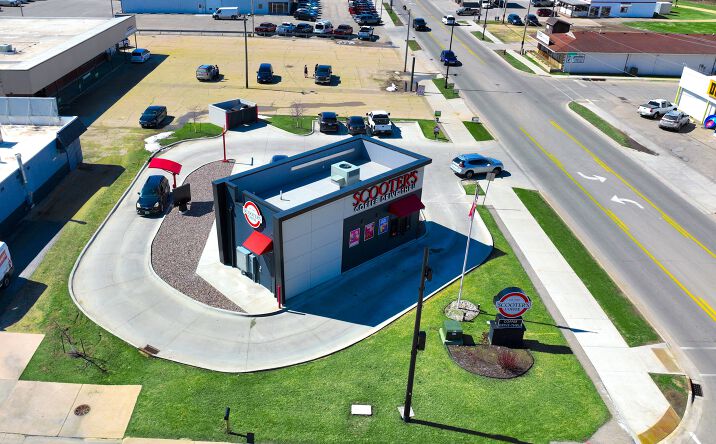 Pictures of Retail property located at 901 W Platt St, Maquoketa, IA 52060 for sales - image #1