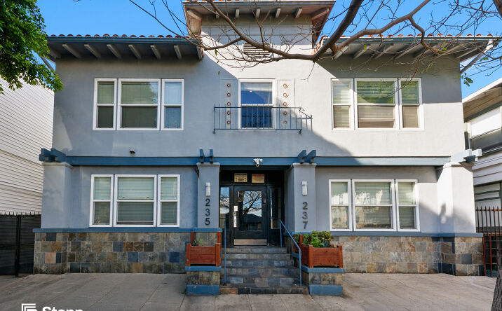Pictures of Multifamily property located at 235 Linden Ave, Long Beach, CA 90802 for sales - image #1