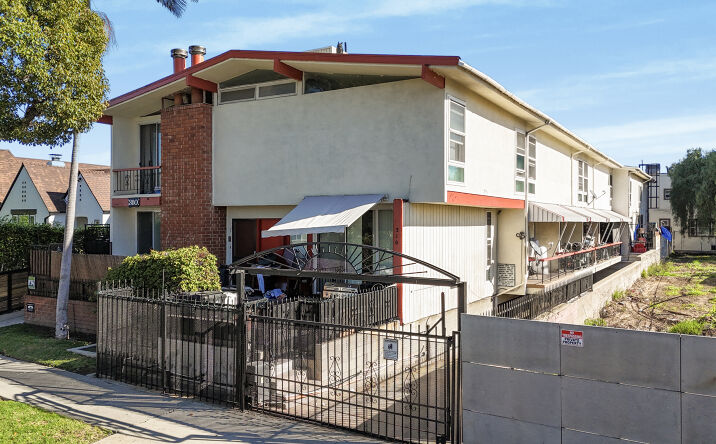 Pictures of Multifamily property located at 310 S Eucalyptus Ave, Inglewood, CA 90301 for sales - image #1