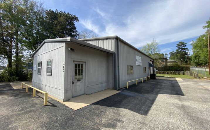 Pictures of Mixed Use, Office, Retail, Self Storage property located at 307 E. Main Street, Hallsville, TX 75650 for sales - image #1