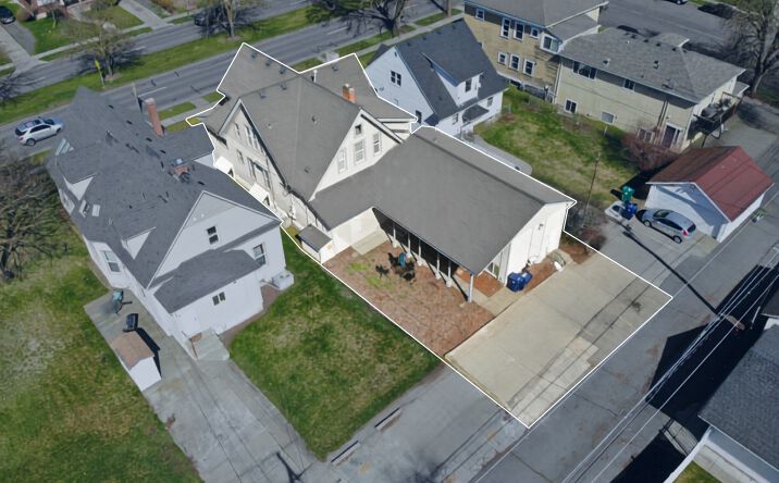 Pictures of Multifamily property located at 418 E Mission Ave, Spokane, WA 99202 for sales - image #1