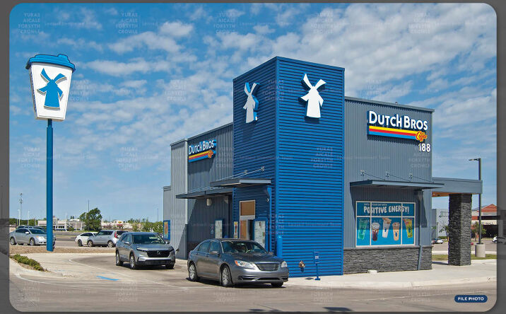 Pictures of Retail property located at 502 IAA Dr, Bloomington, IL 61701 for sales - image #1