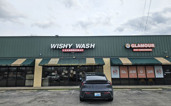 Pictures of Business for Sale property located at 4615 Dixie Hwy, Louisville, KY 40216 for sales - image #1