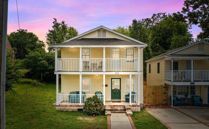 Pictures of Hospitality property located at 510 George St, New Bern, NC 28560 for sales - image #1