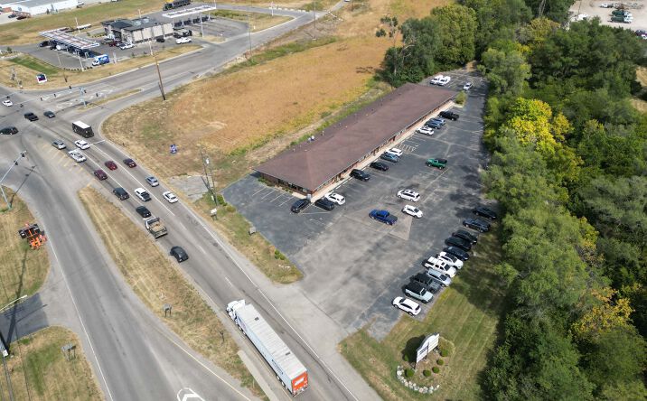 Pictures of Retail, Office property located at 1300 Cincinnati Dayton Rd, Middletown, OH 45044 for sales - image #1