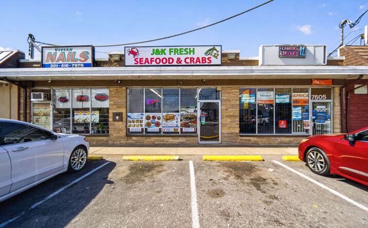 Pictures of Retail property located at 7605 Marlboro Pike, District Heights, MD 20747 for sales - image #1